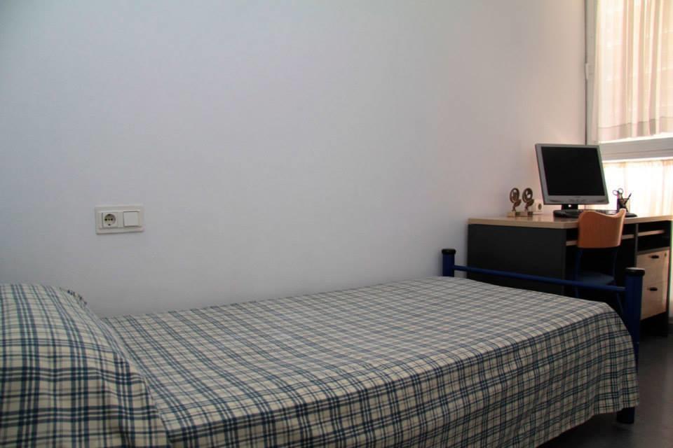 Apartment Residencia Universitaria Alberto Jimenez Fraud Malaga