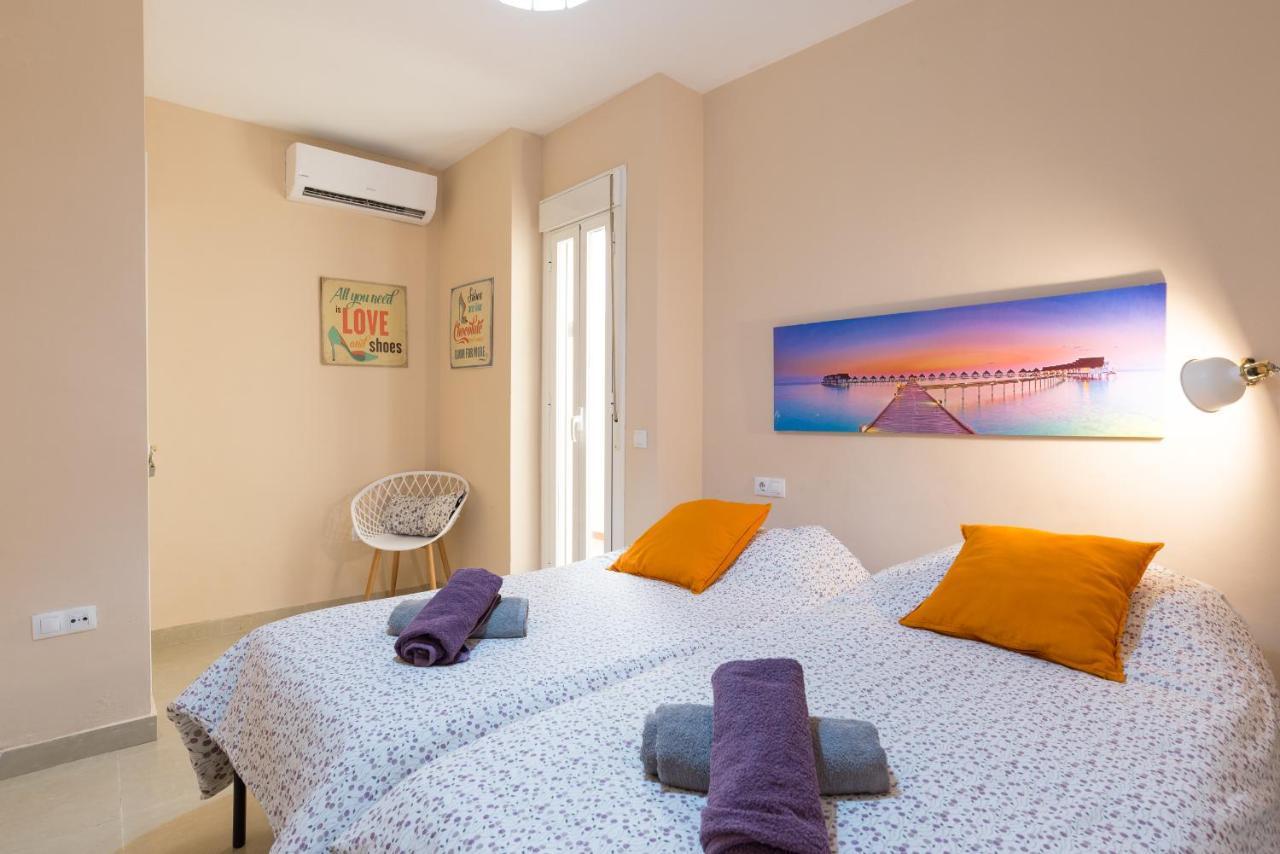 Plaza Merced Historico Parking Incluido Apartment Malaga