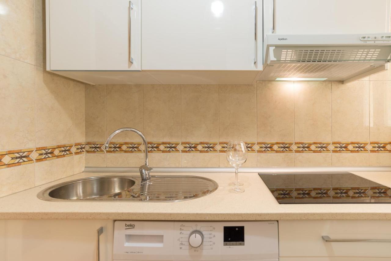 Plaza Merced Historico Parking Incluido Apartment Malaga