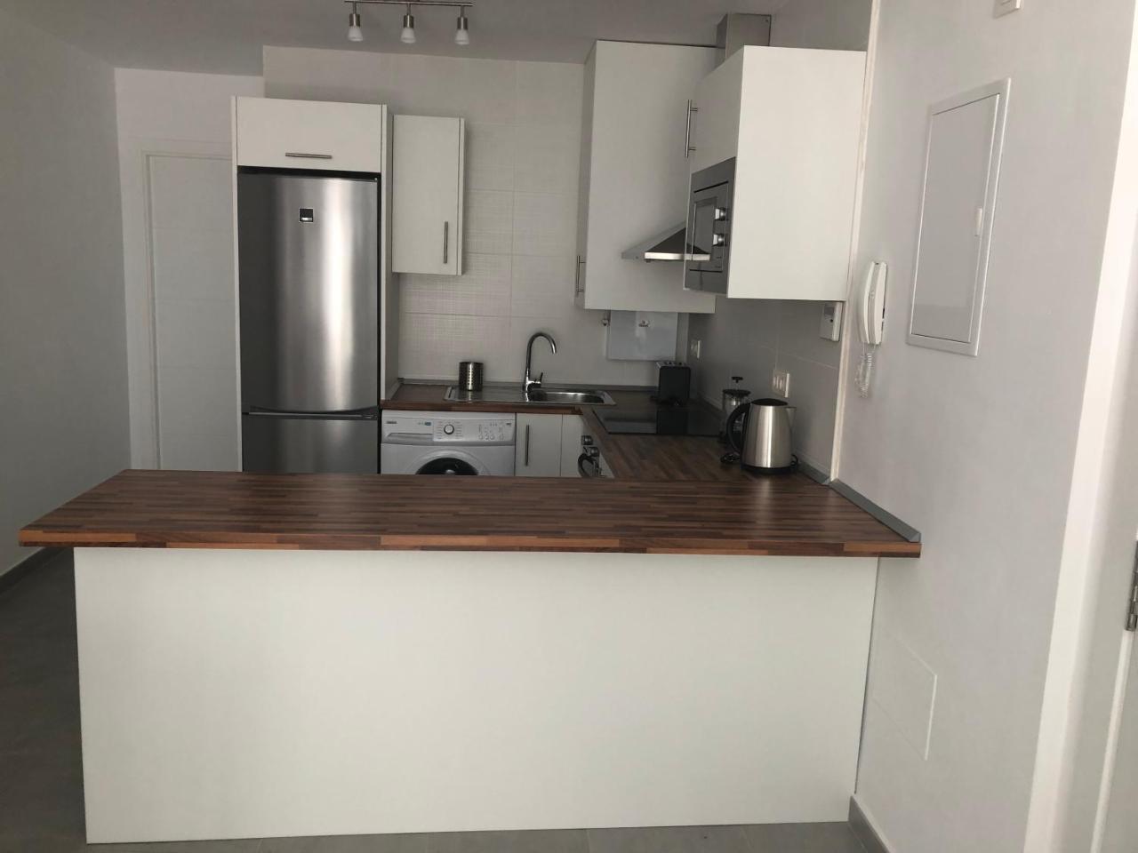 - Jinetes, 10 * Malaga