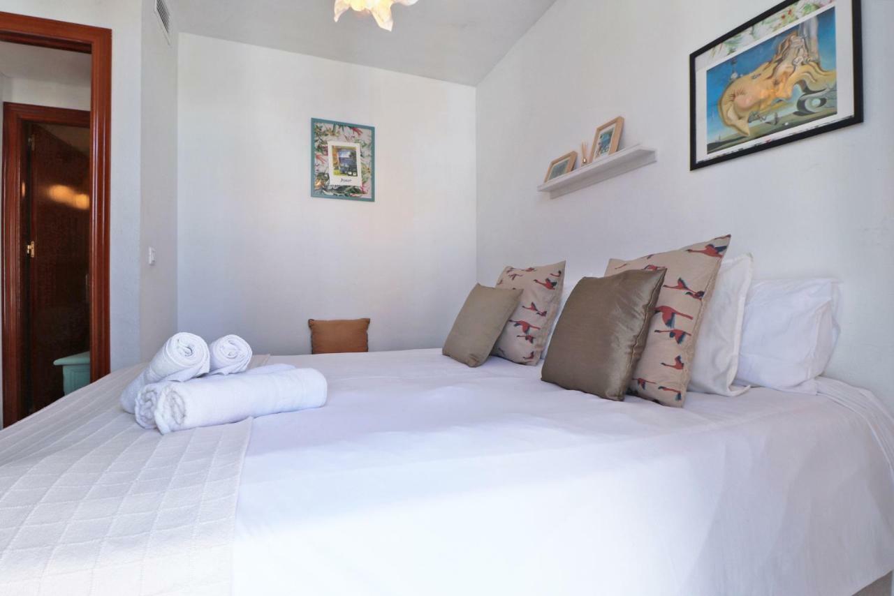 Apartment Del Parque Flats Victoria Trini