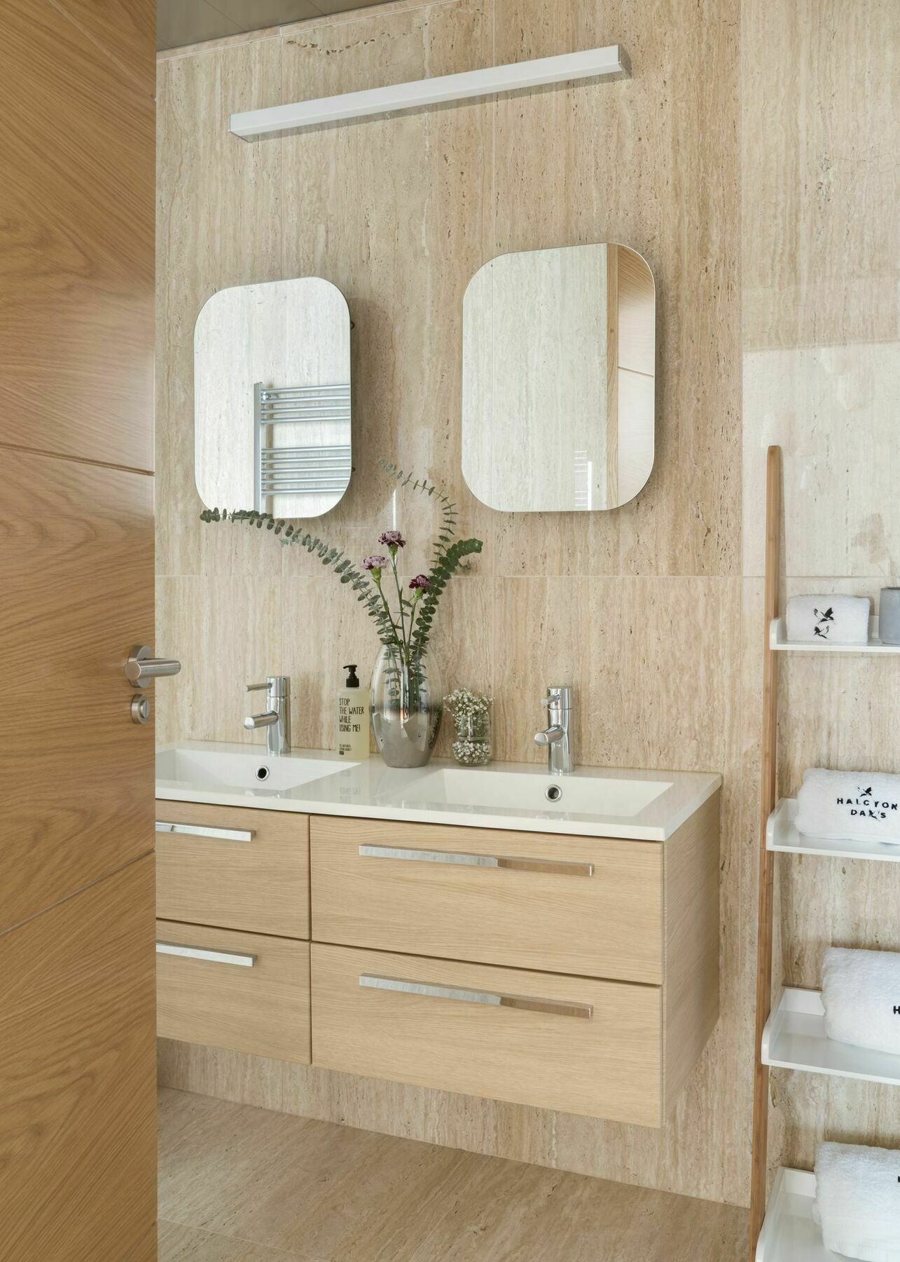 Halcyon Days Designer By Ana Locking Apartment Málaga