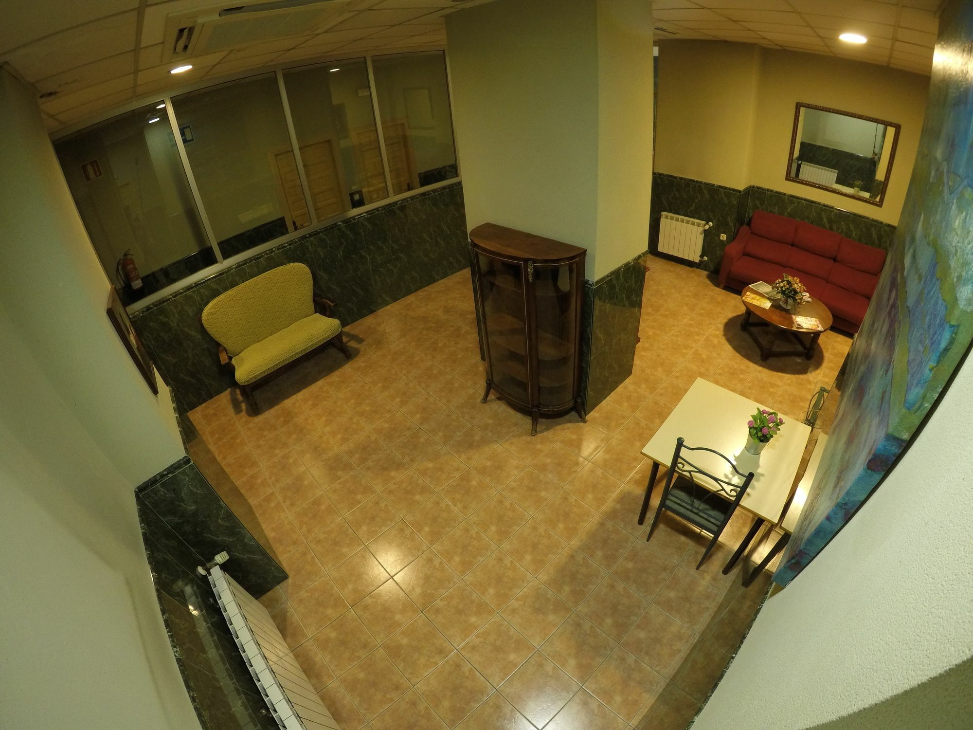 La Casa De Enfrente