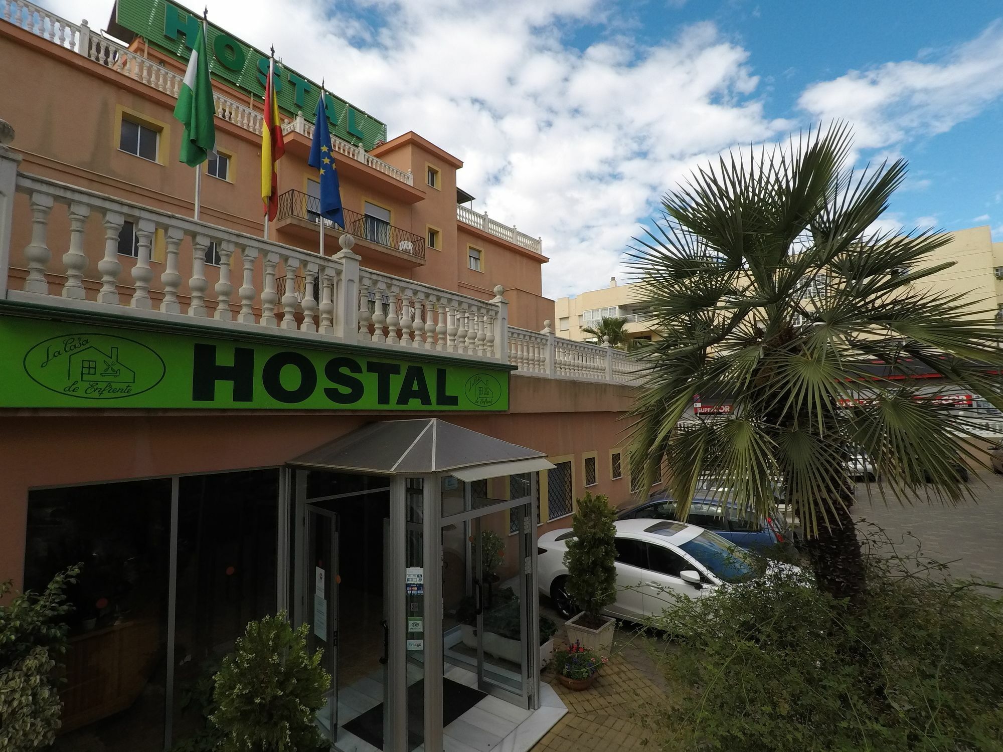La Casa De Enfrente Guest house Malaga
