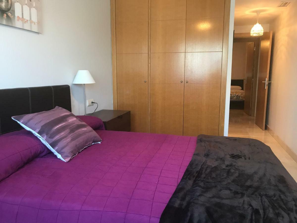 Paseo Maritimo Antonio Banderas Apartment *