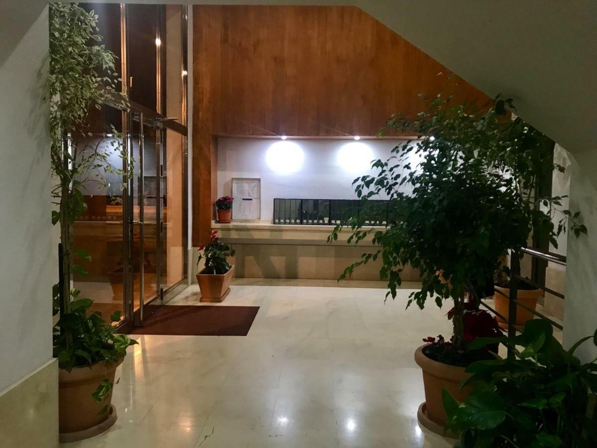 Paseo Maritimo Antonio Banderas Apartment