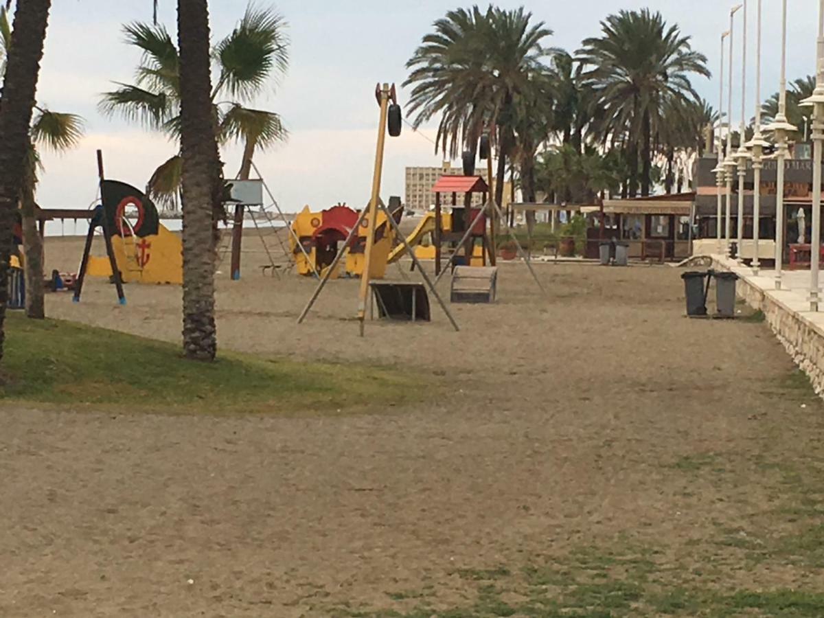 Paseo Maritimo Antonio Banderas Apartment