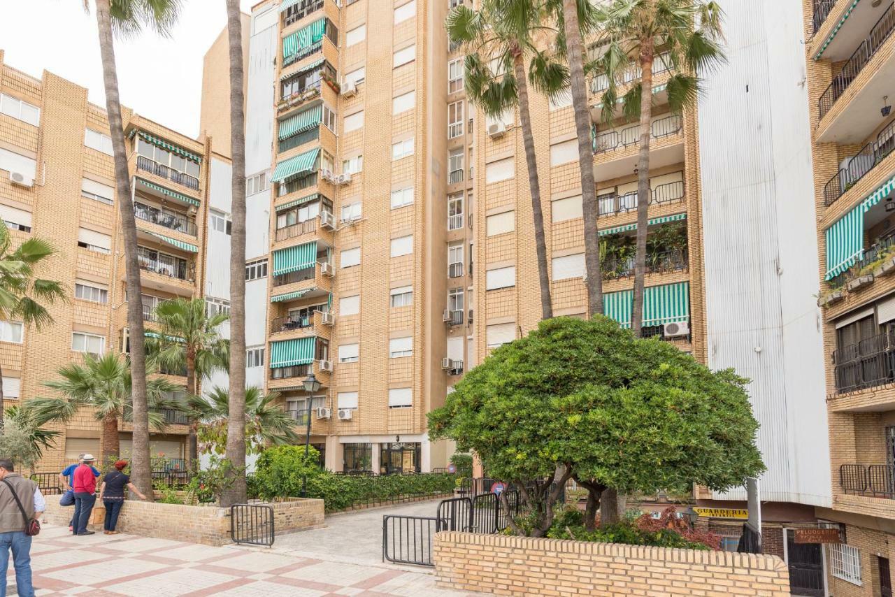 Apartment Stunning Spacious With Free Parking Malaga