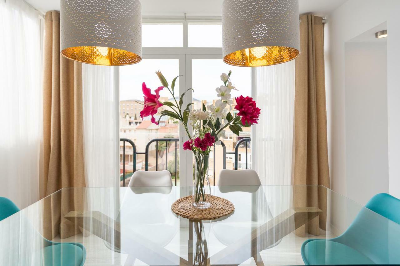 Apartment Stunning Spacious With Free Parking Malaga