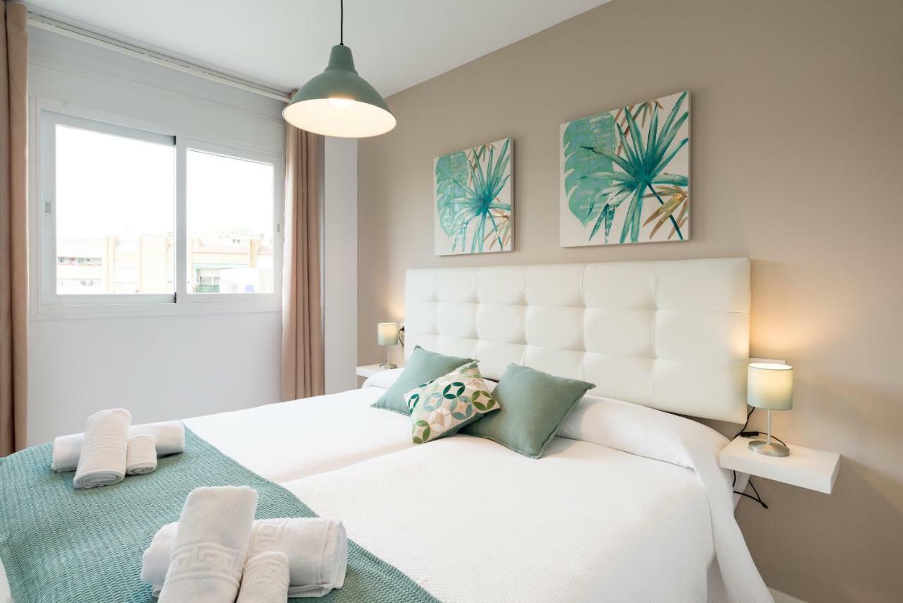Apartment Stunning Spacious With Free Parking Malaga