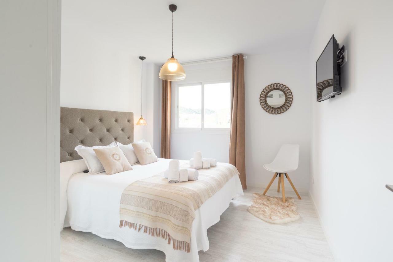 Stunning Spacious With Free Parking * Malaga