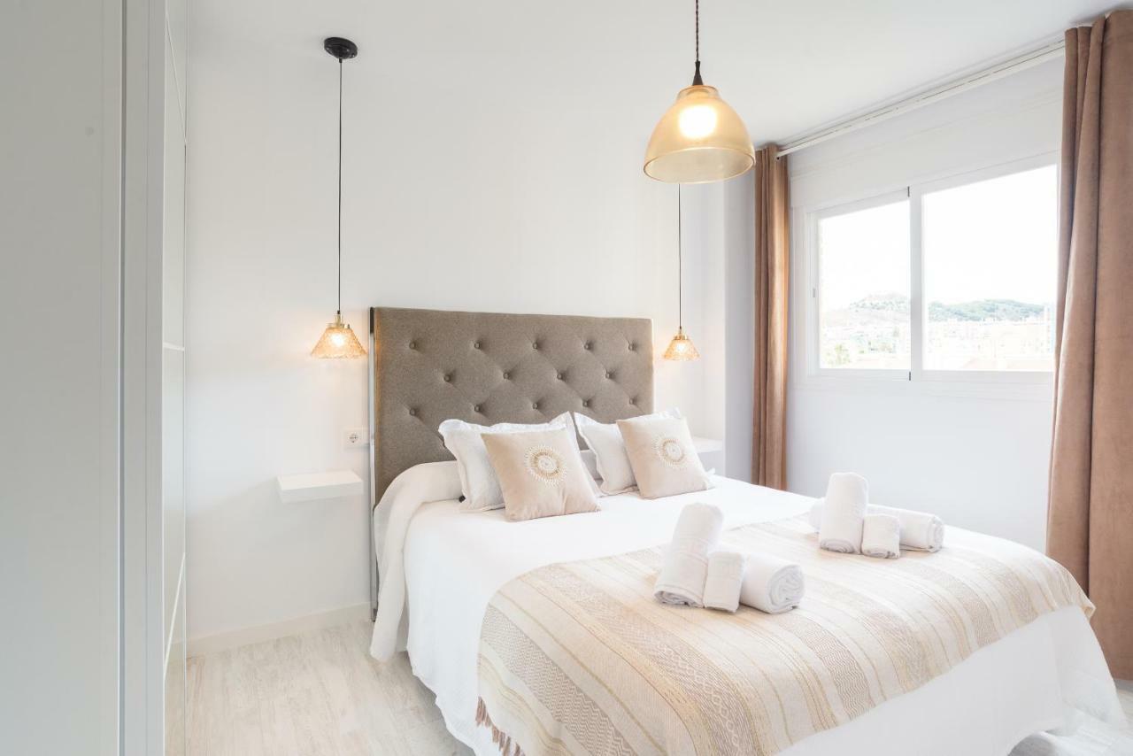 Apartment Stunning Spacious With Free Parking Malaga