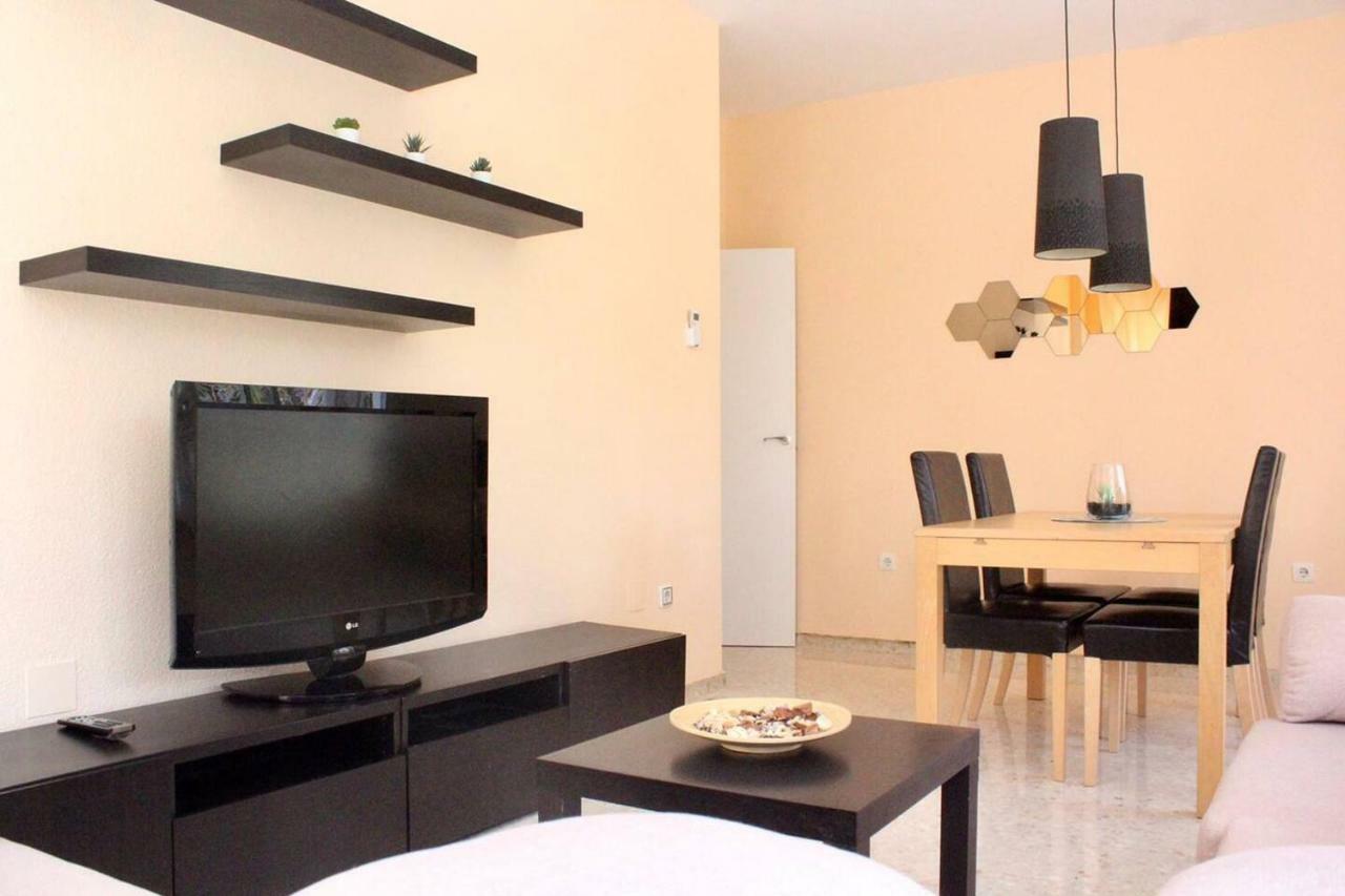 Apartamento Renovado Y Muy Cerca Del Centro Urbano *