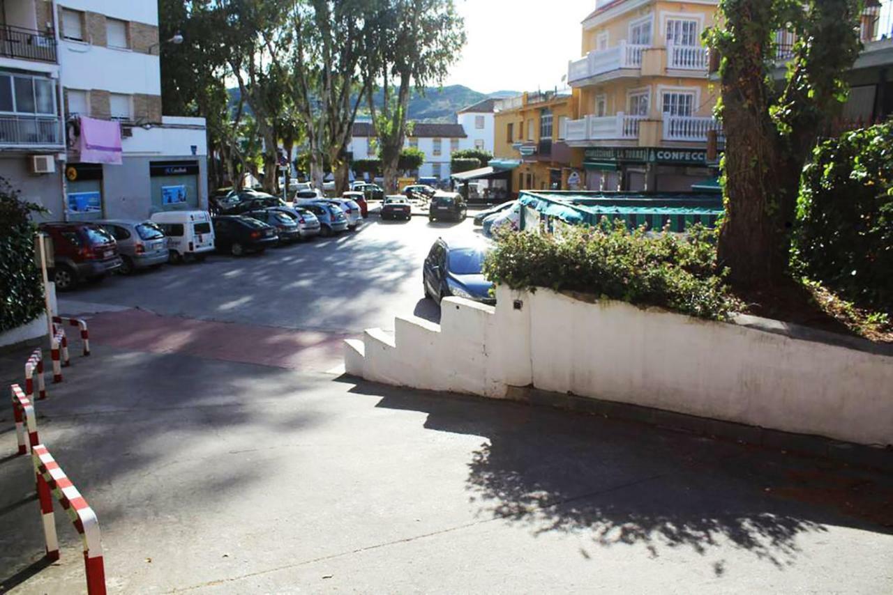 Con Parking Gratuito *