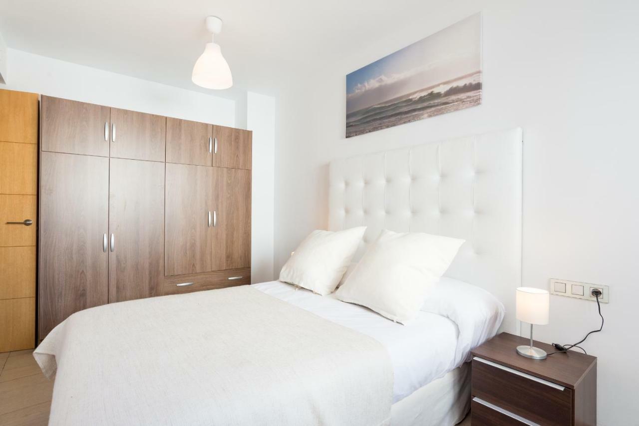 Apartment Ma2b-bright With Rooftops With Palms Near Old Town Malaga