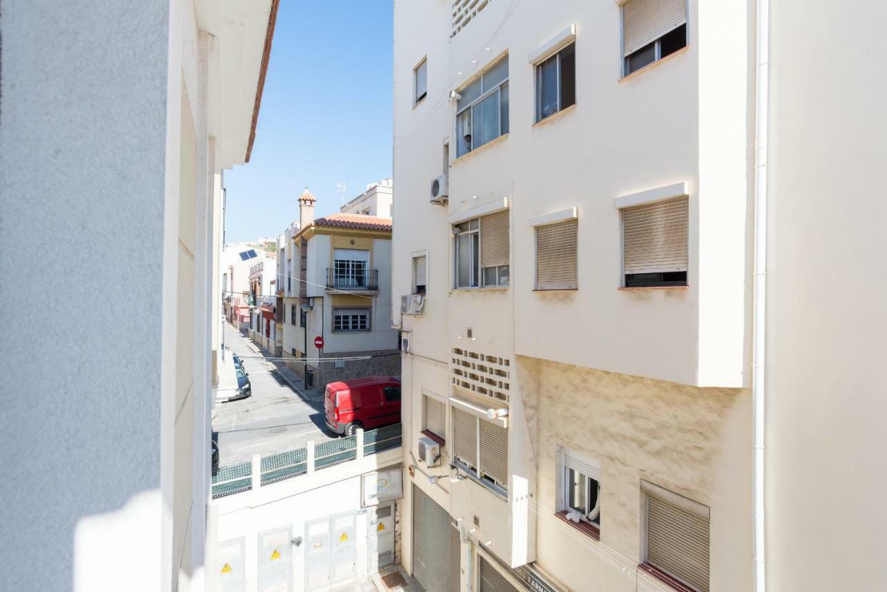 Ma2b-bright With Rooftops With Palms Near Old Town Apartment