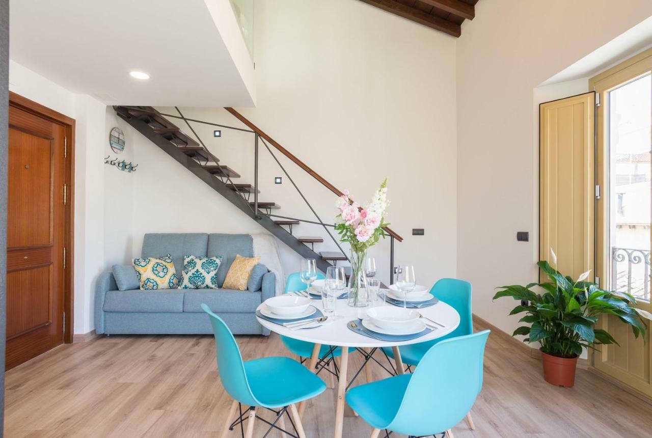 Apartment Esparteros Atico Premium