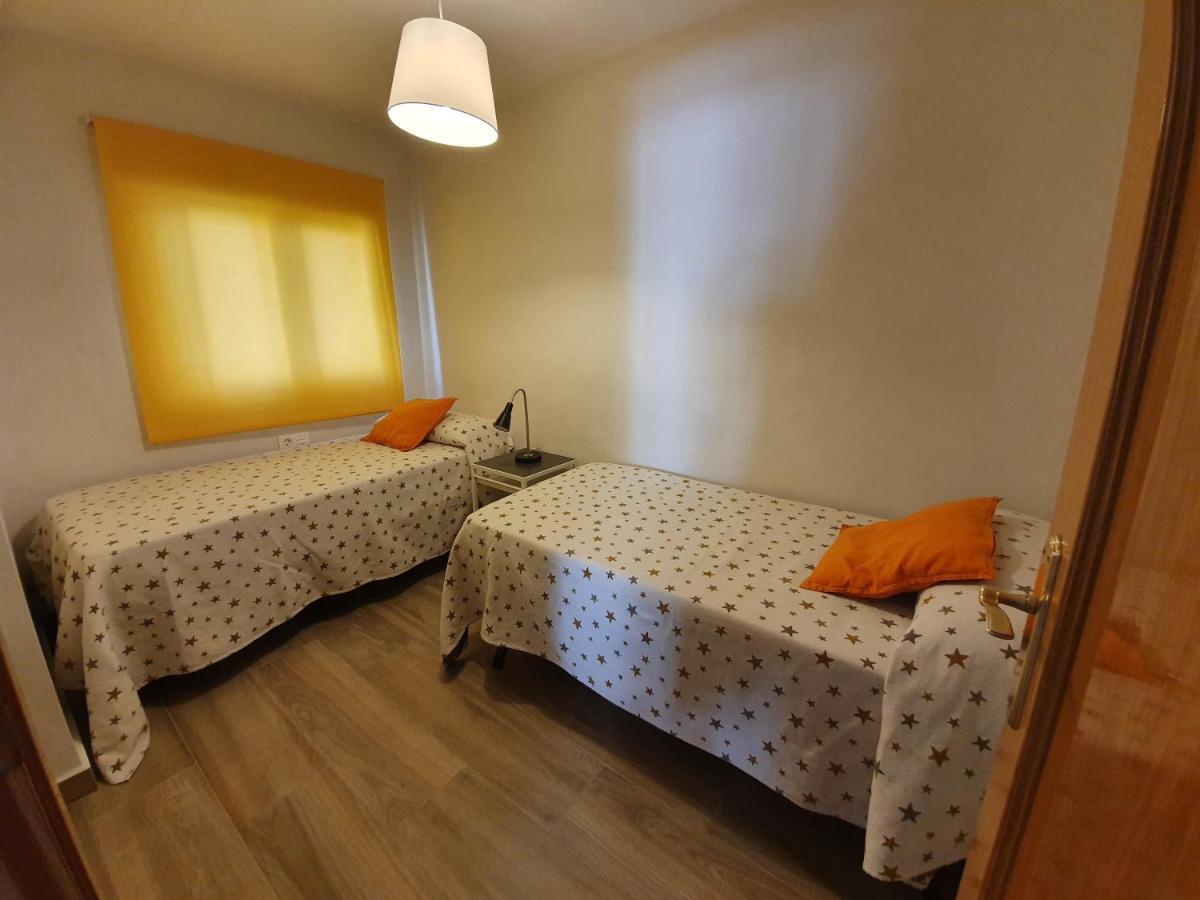 Galvez Flat, At Principal Railway Station In Appartement