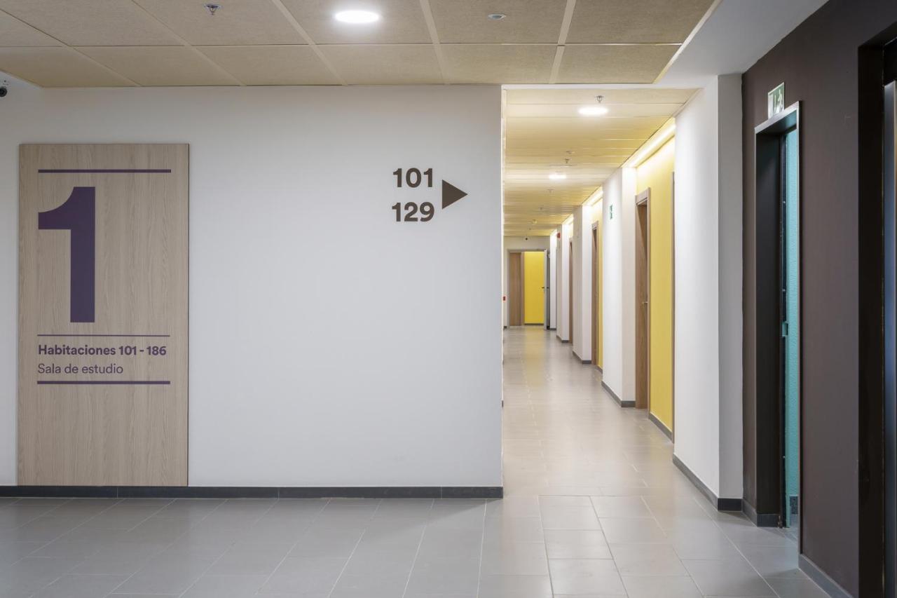 Hostel Residencia Universitaria Resa Campus *