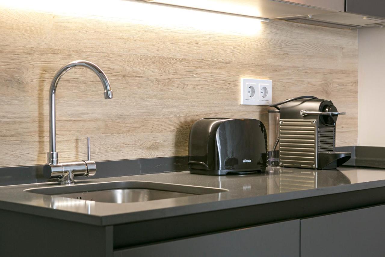 Teatro 3 & 6 Apartment