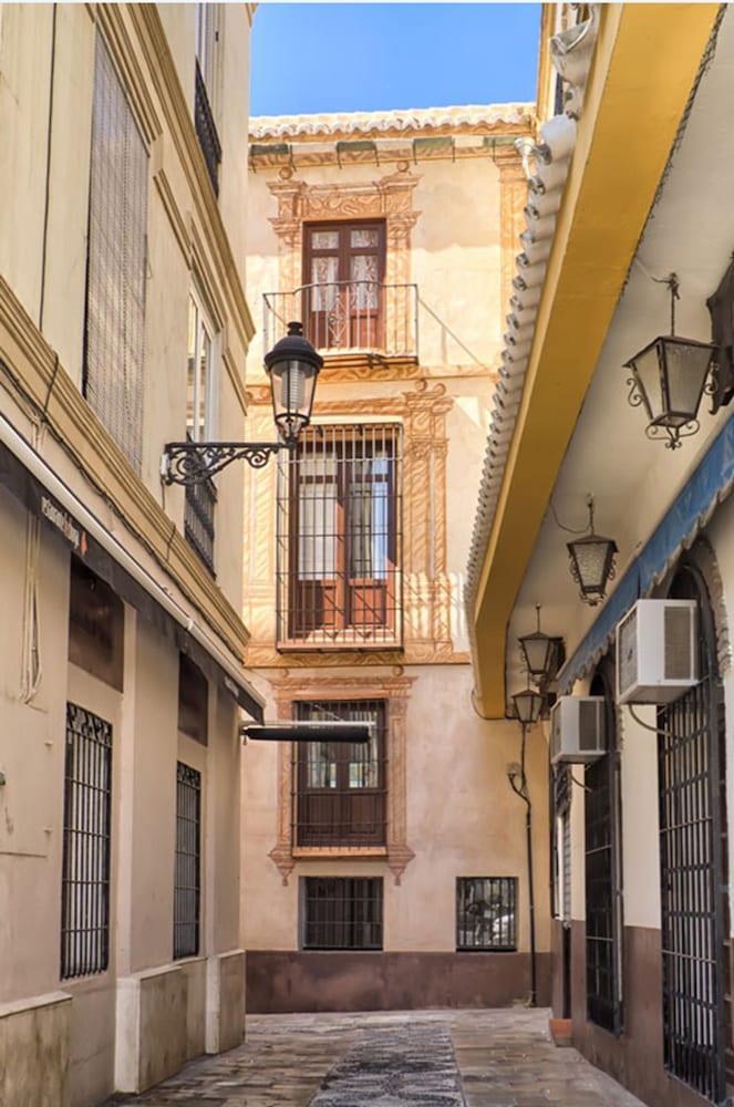 Feelathome Merced 3* Malaga